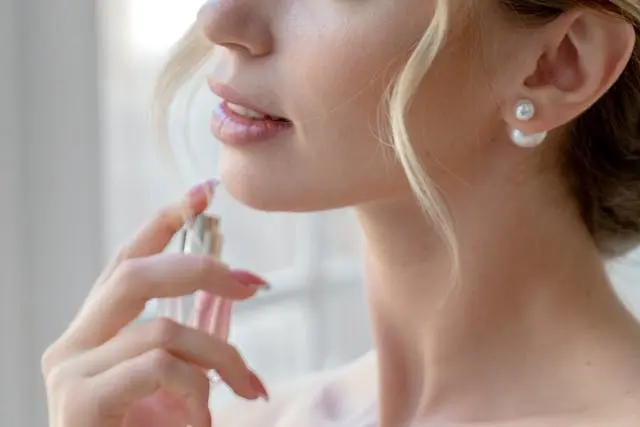 Los 15 Perfumes de mujer más ricos