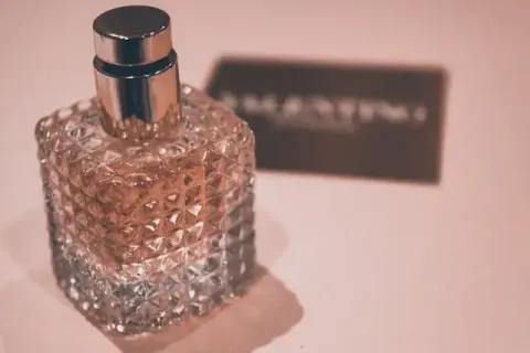 perfumes-valentino-articulo